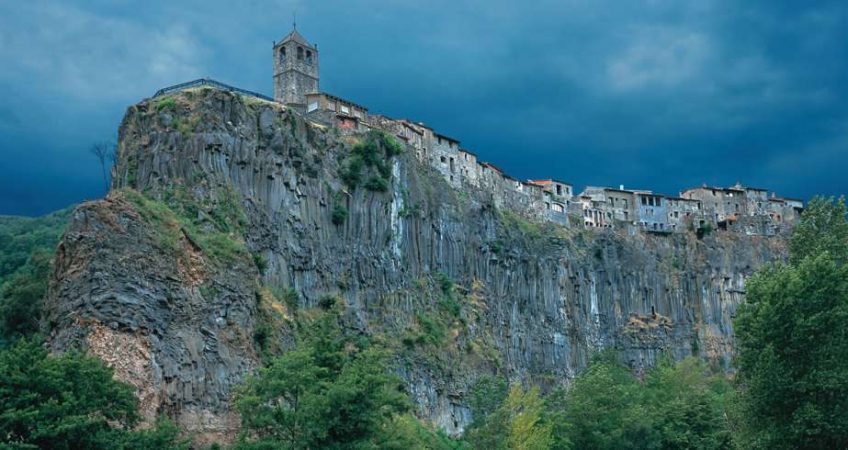 Hoy vamos a Castellfollit de la Roca