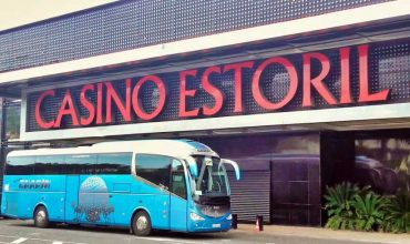 Hoy vamos a Estoril con el autobús del Grupo Chapín