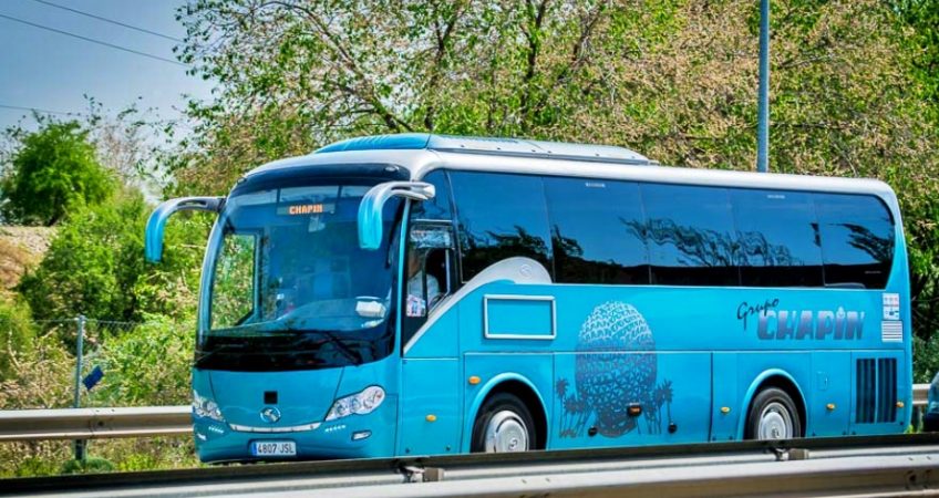 Más beneficios a tus empleados ofreciéndole transporte de empresa