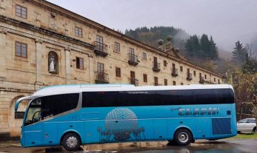 Viajamos a Corias con el autobús del Grupo Chapín